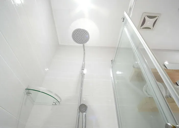 Zen Premium Dela Chambre Hotel Manila